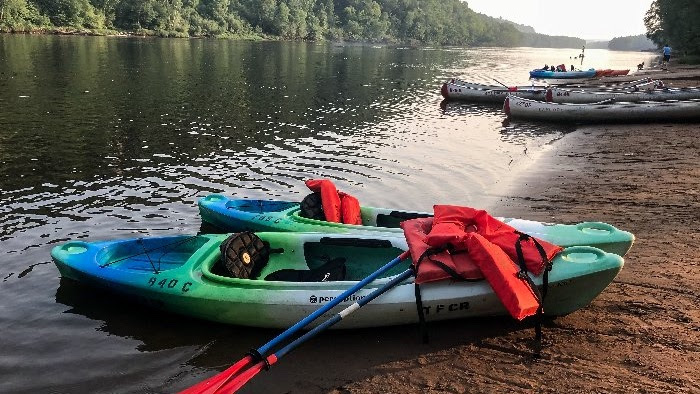 TAYLORS FALLS CANOE & KAYAK RENTAL | An Easy & Fun Way to Raise Funds!