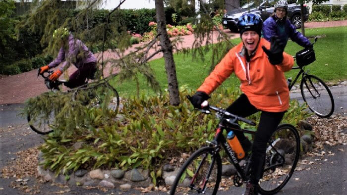 ANOKA, A FUN PLACE FOR A FALL TRAIL RIDE, ESPECIALLY AROUND HALLOWEEN