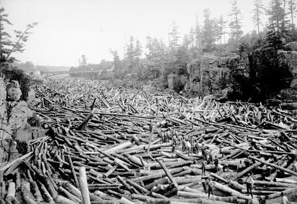 TAYLORS FALLS BOAT TOURS | History on the River