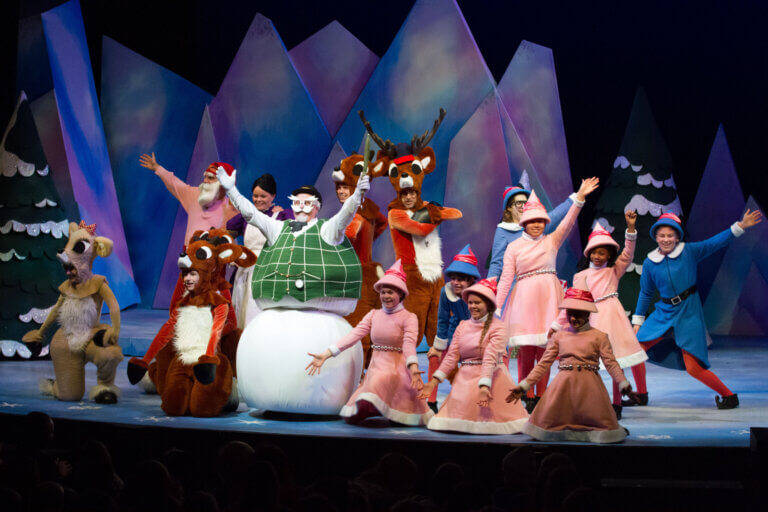 STAGES THEATRE COMPANY | Have A Holly Jolly Field Trip