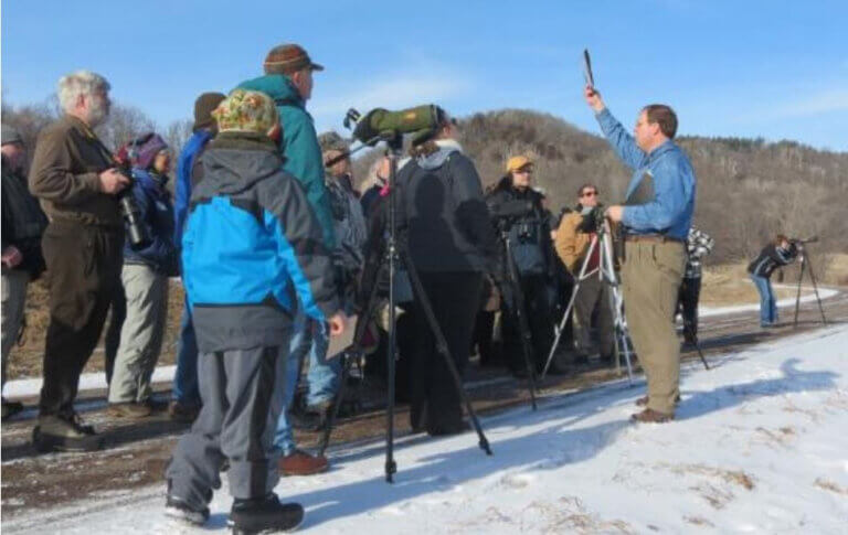 NATIONAL EAGLE CENTER | Experience Wild Eagles This Winter!