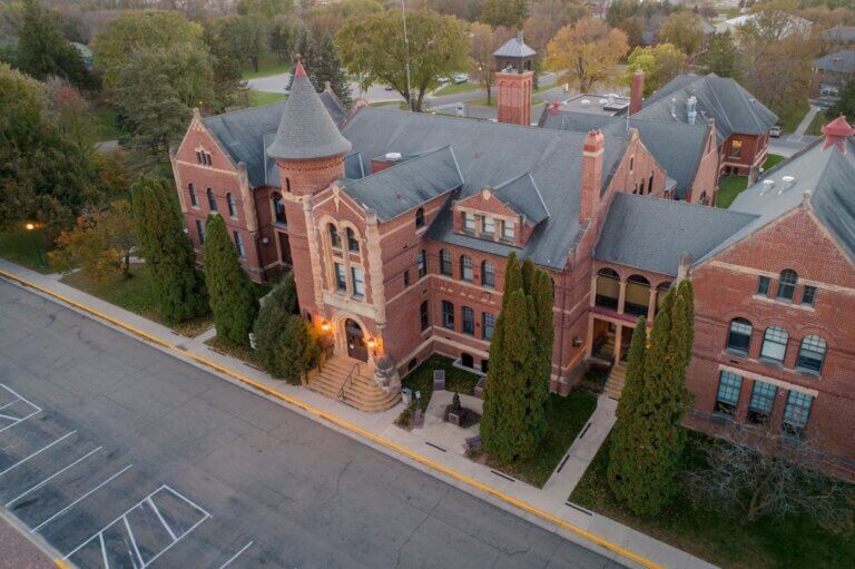 VISIT OWATONNA | Owatonna’s Historic Walking Tour