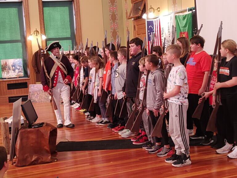 HISTORICAL EXPERIENCES | A REVOLUTION comes to your school!