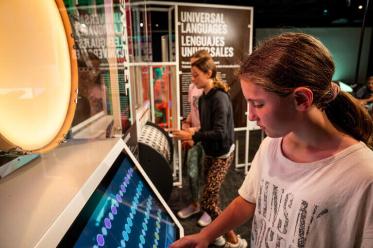 THE BAKKEN MUSEUM | Hands-On Field Trips // Grades 3-12