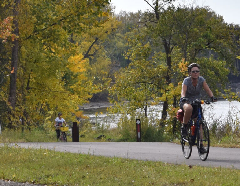 FALL BIKE/BIRDING OPTIONS IN THE WILLMAR LAKES AREA