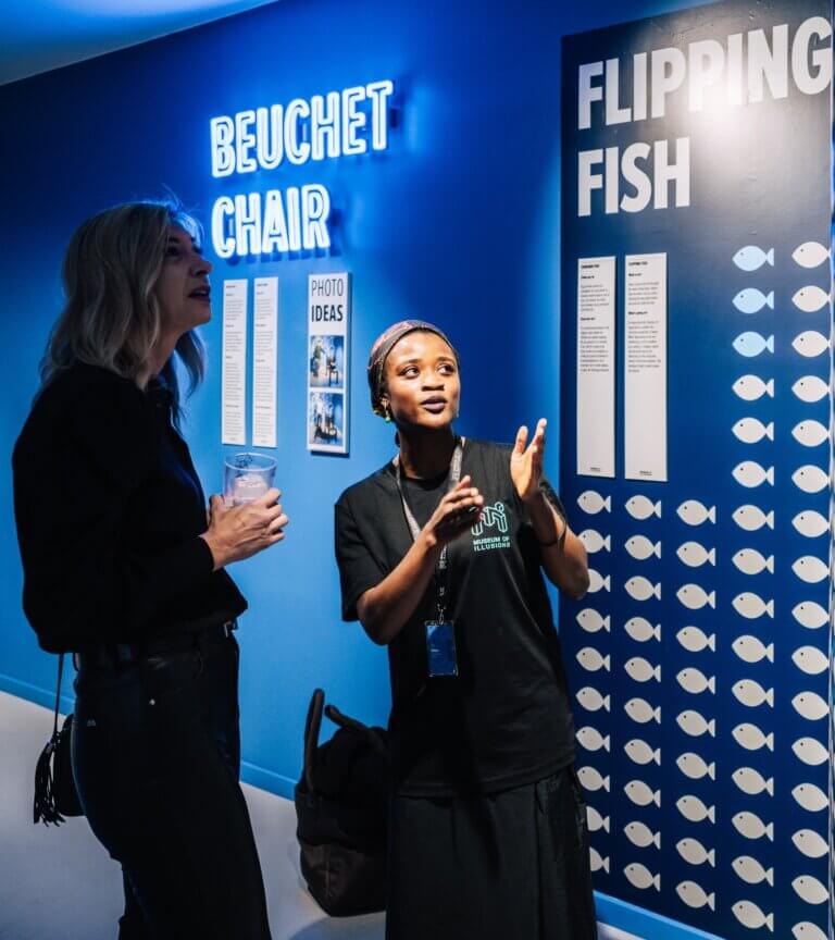 MUSEUM OF ILLUSIONS | Adult Tours