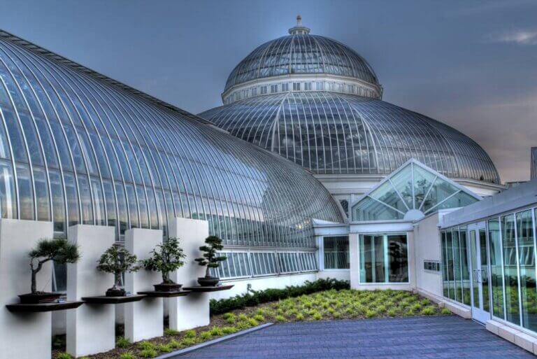 COMO ZOO AND CONSERVATORY TOURS