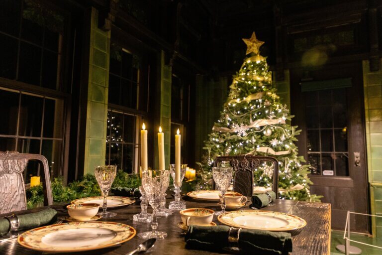 CLASSIC CHRISTMAS TALES AT GLENSHEEN
