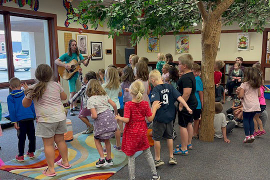 Will Sings Songs - Slider Image 5 - 5 Will Sings Pw