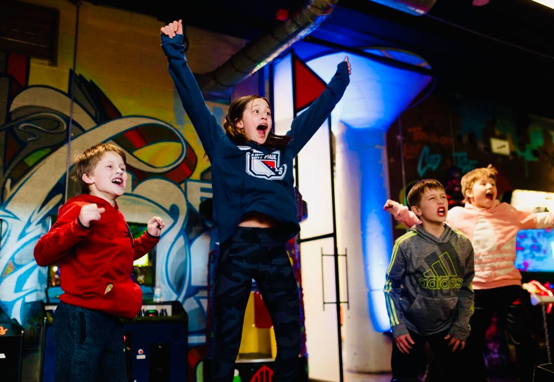 Can Can Wonderland - Slider Image 1 - Kids Excited