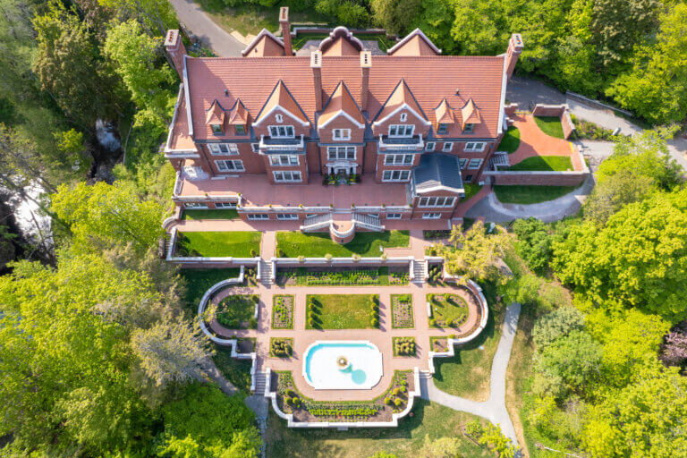 GLENSHEEN GROUPS: Now Booking!