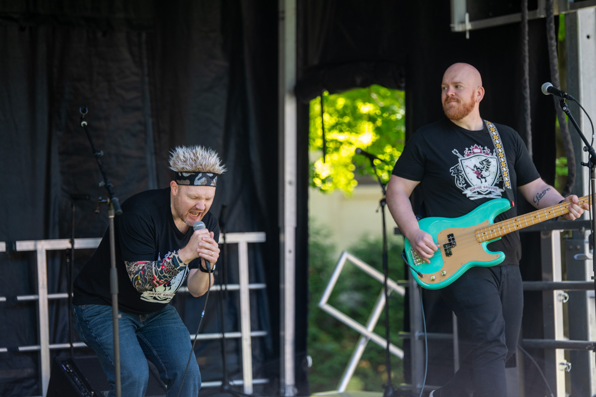 Riffin' Griffin - Slider Image 4 - Bandphotos9