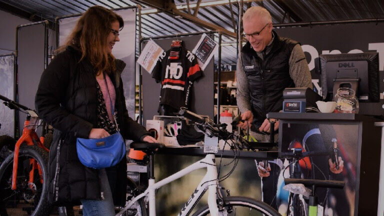 QUICK TIPS FOR RENTING A BICYCLE WHEN TRAVELING