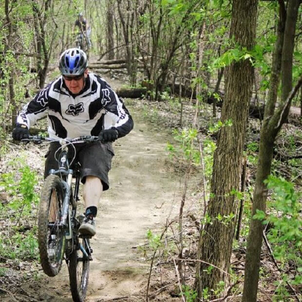 COURTEOUS TIPS FOR A FUN RIDE ON OR OFF THE BIKE TRAILS