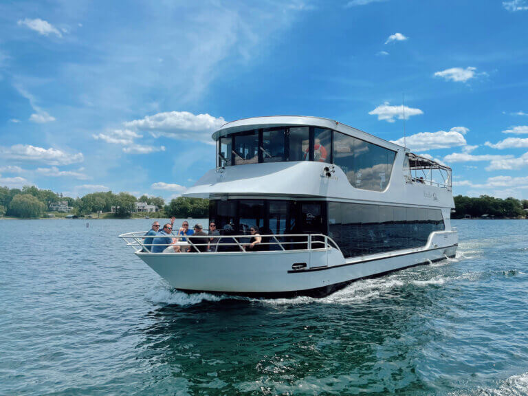 PARADISE CHARTER CRUISES | Explore & Enjoy the MN Waters!