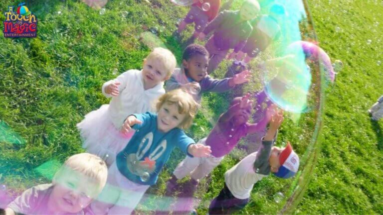 A TOUCH OF MAGIC ENTERTAINMENT | Bubble Parties Pop! 